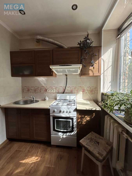 Оренда 1 кімнатної квартири, <a class="location-link" href="/kiev/" title="Недвижимость Київ">Київ</a>, <a class="location-link" href="/kiev/solomenskij/" title="Недвижимость Солом'янський район">Солом'янський р-н</a>, Металістів вул., 12 (изображение 8)
