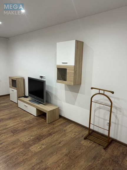 Оренда 2 кімнатної квартири, <a class="location-link" href="/kiev/" title="Недвижимость Київ">Київ</a>, <a class="location-link" href="/kiev/solomenskij/" title="Недвижимость Солом'янський район">Солом'янський р-н</a>, Валерія Лобановського просп., 39А (изображение 7)
