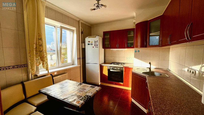 Продаж 3 кімнатної квартири (75/45/9), 3 пов. 10 пов. будинку, <a class="location-link" href="/brovary/" title="Недвижимость Бровари">Бровари</a>, Грушевського, 17Г (изображение 2)