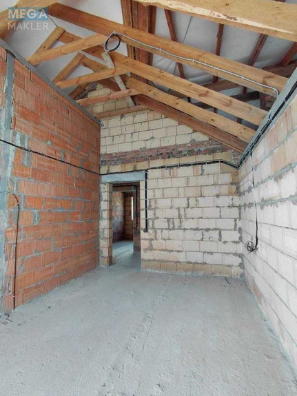 Продаж дома, 2&nbsp;поверху, 195&nbsp;кв.м, 4&nbsp;кімнати, ділянка 2&nbsp;сотки, <a class="location-link" href="/lutsk/" title="Недвижимость Луцьк">Луцьк</a>, Шкільна, 4 (изображение 14)
