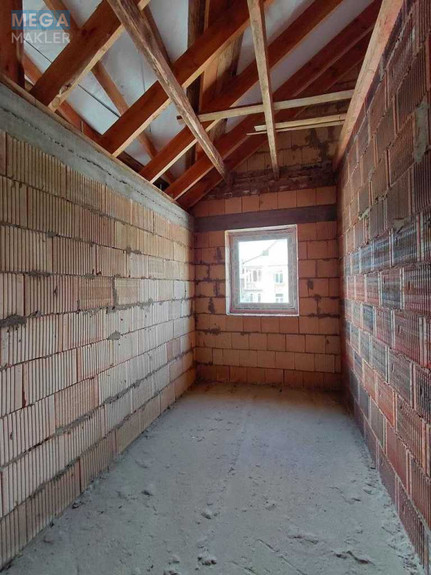 Продаж дома, 2&nbsp;поверху, 195&nbsp;кв.м, 4&nbsp;кімнати, ділянка 2&nbsp;сотки, <a class="location-link" href="/lutsk/" title="Недвижимость Луцьк">Луцьк</a>, Шкільна, 4 (изображение 18)