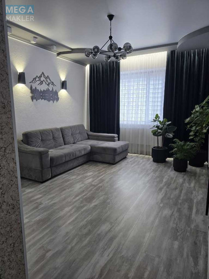 Продаж дома, 2&nbsp;поверху, 202&nbsp;кв.м, 6&nbsp;кімнат, ділянка 7&nbsp;соток, <a class="location-link" href="/lutsk/" title="Недвижимость Луцьк">Луцьк</a>, Безіменна (изображение 4)