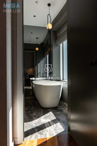 Продаж 3 кімнатної квартири (160/85/30), 9 пов. 25 пов. будинку, <a class="location-link" href="/kiev/" title="Недвижимость Київ">Київ</a>, <a class="location-link" href="/kiev/pecherskij/" title="Недвижимость Печерський район">Печерський р-н</a>, Буслівська вул., 12 (изображение 15)