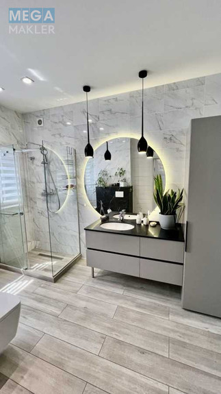 Продаж дома, 2 поверху, 150 кв.м, 4 кімнати, ділянка 8 соток, <a class="location-link" href="/kiev/" title="Недвижимость Київ">Київ</a>, <a class="location-link" href="/kiev/goloseevskij/" title="Недвижимость Голосіївський район">Голосіївський р-н</a>, Степана Рудницкого ул. (изображение 5)