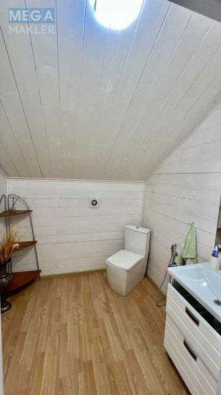 Продаж дома, 2 поверху, 150 кв.м, 4 кімнати, ділянка 8 соток, <a class="location-link" href="/kiev/" title="Недвижимость Київ">Київ</a>, <a class="location-link" href="/kiev/goloseevskij/" title="Недвижимость Голосіївський район">Голосіївський р-н</a>, Степана Рудницкого ул. (изображение 12)