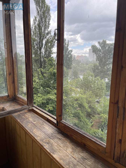 Продаж 2 кімнатної квартири (46/33/8), 5 пов. 9 пов. будинку, <a class="location-link" href="/kiev/" title="Недвижимость Київ">Київ</a>, <a class="location-link" href="/kiev/dneprovskij/" title="Недвижимость Дніпровський район">Дніпровський р-н</a>, Ентузіастів вул., 15 (изображение 15)