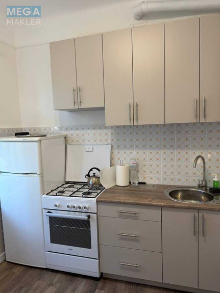 Оренда 2 кімнатної квартири, <a class="location-link" href="/kiev/" title="Недвижимость Київ">Київ</a>, <a class="location-link" href="/kiev/solomenskij/" title="Недвижимость Солом'янський район">Солом'янський р-н</a>, Відрадний просп., 67 (изображение 2)