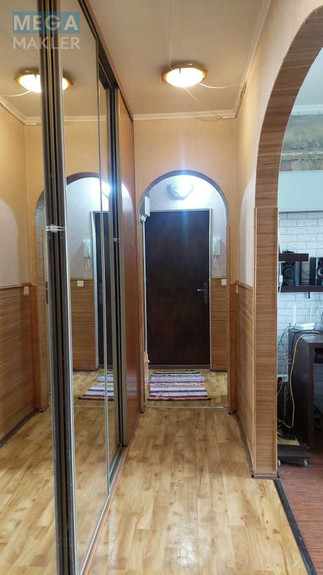 Продаж 3 кімнатної квартири (70/40/8,3), 7 пов. 10 пов. будинку, <a class="location-link" href="/kiev/" title="Недвижимость Київ">Київ</a>, <a class="location-link" href="/kiev/darnickij/" title="Недвижимость Дарницький район">Дарницький р-н</a>, Тростянецкая ул., 6ж (изображение 4)