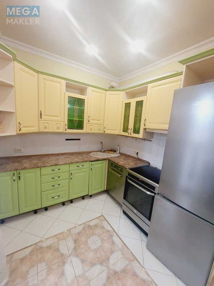 Оренда 3 кімнатної квартири, <a class="location-link" href="/chajki-selo-kv/" title="Недвижимость Чайки">Чайки</a>, Лобановского (изображение 8)