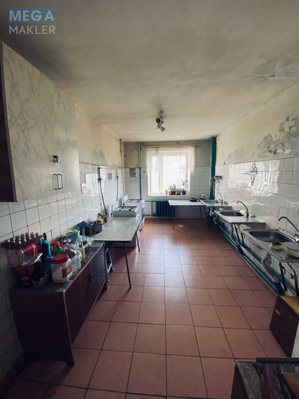 Продаж 8 кімнатної квартири (29/?/?), 10 пов. 12 пов. будинку, <a class="location-link" href="/kiev/" title="Недвижимость Київ">Київ</a>, <a class="location-link" href="/kiev/dneprovskij/" title="Недвижимость Дніпровський район">Дніпровський р-н</a>, Миропільська вул., 15А (изображение 9)