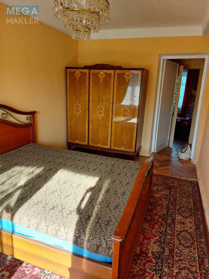 Продаж 3 кімнатної квартири (60/44/6), 3 пов. 9 пов. будинку, <a class="location-link" href="/kiev/" title="Недвижимость Київ">Київ</a>, <a class="location-link" href="/kiev/podolskij/" title="Недвижимость Подільський район">Подільський р-н</a>, Кирилівська вул., 122/1 (изображение 4)