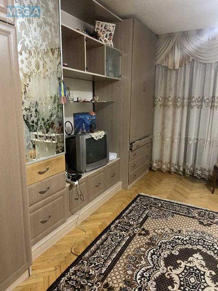 Продаж 4 кімнатної квартири (79/49/10), 9 пов. 9 пов. будинку, <a class="location-link" href="/kiev/" title="Недвижимость Київ">Київ</a>, <a class="location-link" href="/kiev/dneprovskij/" title="Недвижимость Дніпровський район">Дніпровський р-н</a>, Інженера Бородіна вул., 5б (изображение 3)
