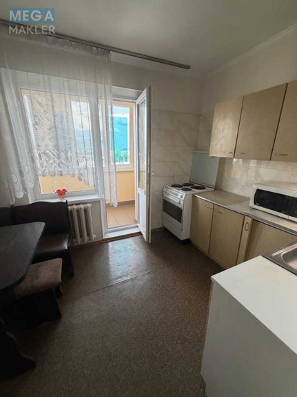 Оренда 1 кімнатної квартири, <a class="location-link" href="/kiev/" title="Недвижимость Київ">Київ</a>, <a class="location-link" href="/kiev/dneprovskij/" title="Недвижимость Дніпровський район">Дніпровський р-н</a>, Радужная ул., 33 (изображение 15)