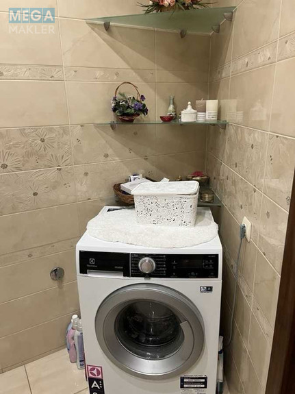 Продаж 3 кімнатної квартири (95,4/48,5/14,5), 14 пов. 14 пов. будинку, <a class="location-link" href="/kiev/" title="Недвижимость Київ">Київ</a>, <a class="location-link" href="/kiev/goloseevskij/" title="Недвижимость Голосіївський район">Голосіївський р-н</a>, Науки просп., 54Б (изображение 8)