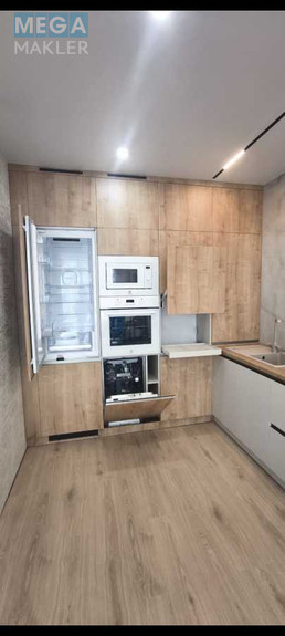 Оренда 1 кімнатної квартири, <a class="location-link" href="/kiev/" title="Недвижимость Київ">Київ</a>, <a class="location-link" href="/kiev/podolskij/" title="Недвижимость Подільський район">Подільський р-н</a>, Семьи Кристеров ул., 14Б (изображение 3)