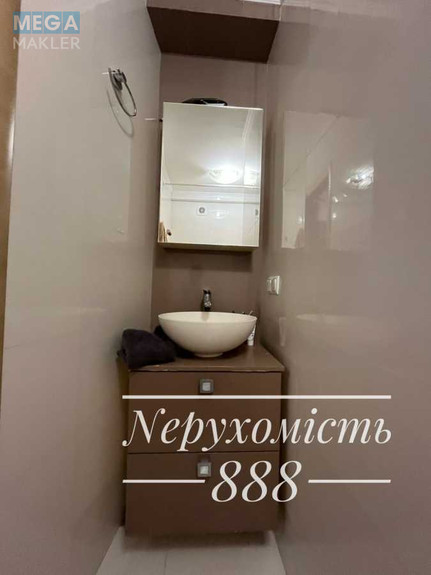 Продаж 1 кімнатної квартири (31/17/7), 7 пов. 9 пов. будинку, <a class="location-link" href="/kiev/" title="Недвижимость Київ">Київ</a>, <a class="location-link" href="/kiev/pecherskij/" title="Недвижимость Печерський район">Печерський р-н</a>, Академіка Філатова вул., 1/22 (изображение 9)