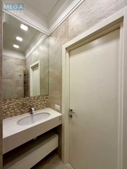 Оренда 3 кімнатної квартири, <a class="location-link" href="/kiev/" title="Недвижимость Київ">Київ</a>, <a class="location-link" href="/kiev/pecherskij/" title="Недвижимость Печерський район">Печерський р-н</a>, Іоанна Павла ІІ вул., 6/1 (изображение 12)