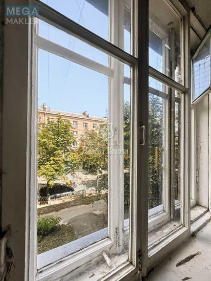 Продаж 1 кімнатної квартири (37,9/19,6/8,9), 2 пов. 5 пов. будинку, <a class="location-link" href="/kiev/" title="Недвижимость Київ">Київ</a>, <a class="location-link" href="/kiev/pecherskij/" title="Недвижимость Печерський район">Печерський р-н</a>, Миколи Міхновського бульв., 24/2 (изображение 9)