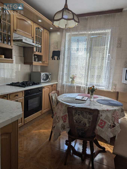 Оренда 2 кімнатної квартири, <a class="location-link" href="/kiev/" title="Недвижимость Київ">Київ</a>, <a class="location-link" href="/kiev/darnickij/" title="Недвижимость Дарницький район">Дарницький р-н</a>, Архітектора Вербицького вул., 22/1 (изображение 3)