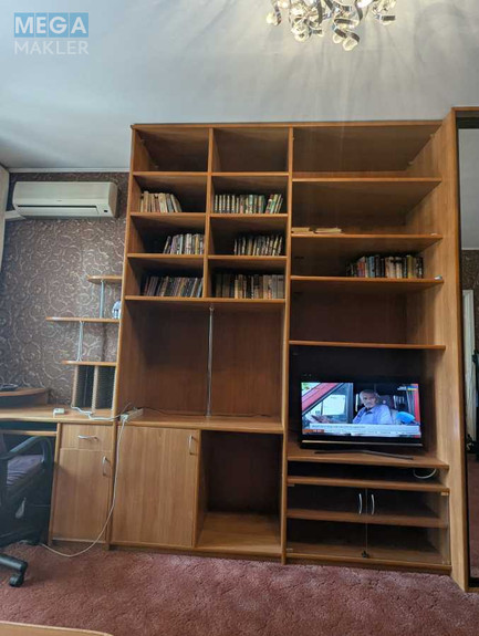 Оренда 2 кімнатної квартири, <a class="location-link" href="/kiev/" title="Недвижимость Київ">Київ</a>, <a class="location-link" href="/kiev/darnickij/" title="Недвижимость Дарницький район">Дарницький р-н</a>, Архітектора Вербицького вул., 22/1 (изображение 8)