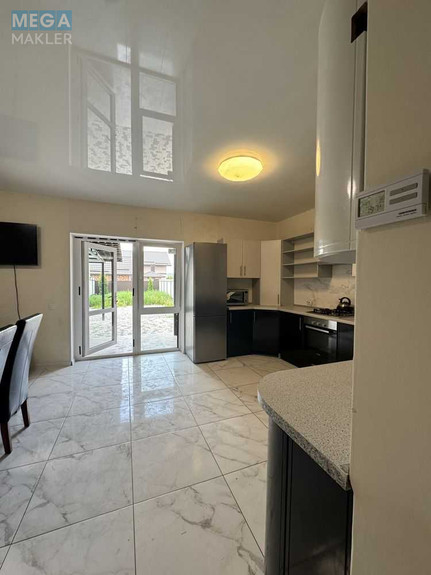 Продаж дома, 2 поверху, 133 кв.м, 4 кімнати, ділянка 2 сотки, <a class="location-link" href="/belaya-tserkov/" title="Недвижимость Біла Церква">Біла Церква</a>, Військбуд (изображение 2)