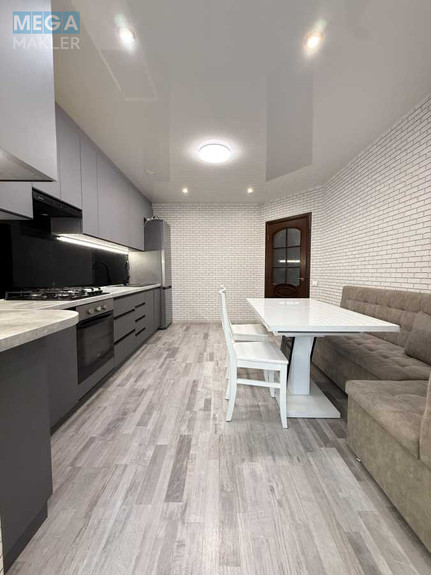 Продаж 2 кімнатної квартири (62,5/32,6/16,7), 2 пов. 11 пов. будинку, <a class="location-link" href="/kryukovshina/" title="Недвижимость Крюківщина">Крюківщина</a>, Жулянська, 1-Б (изображение 3)