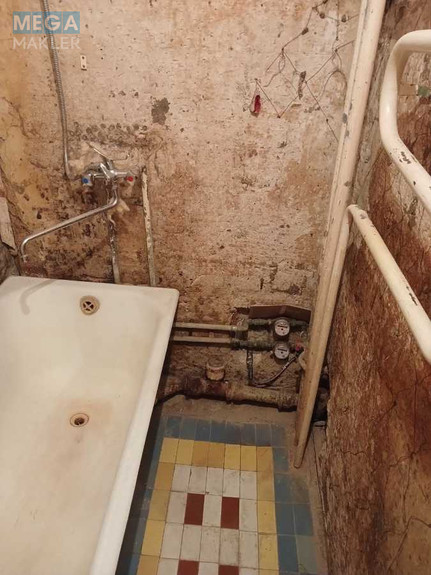 Продаж 3 кімнатної квартири (60/42/7), 1 пов. 9 пов. будинку, <a class="location-link" href="/kiev/" title="Недвижимость Київ">Київ</a>, <a class="location-link" href="/kiev/desnyanskij/" title="Недвижимость Деснянський район">Деснянський р-н</a>, Лісовий просп. (изображение 20)