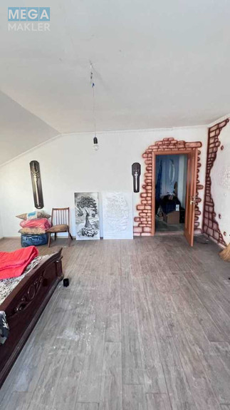 Продаж дома, 2 поверху, 180 кв.м, 5 кімнат, ділянка 1 сотка, <a class="location-link" href="/lviv/" title="Недвижимость Львів">Львів</a>, <a class="location-link" href="/lviv/lychakovskij/" title="Недвижимость Личаківський район">Личаківський р-н</a>, Новознесенська, 44 (изображение 3)