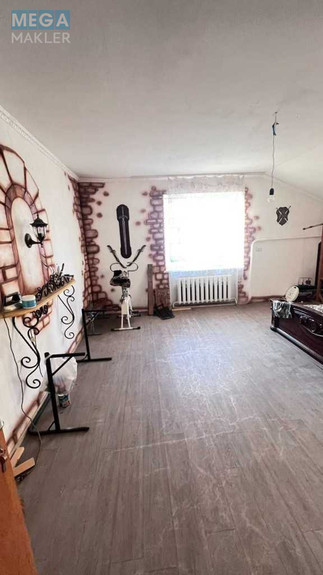 Продаж дома, 2 поверху, 180 кв.м, 5 кімнат, ділянка 1 сотка, <a class="location-link" href="/lviv/" title="Недвижимость Львів">Львів</a>, <a class="location-link" href="/lviv/lychakovskij/" title="Недвижимость Личаківський район">Личаківський р-н</a>, Новознесенська, 44 (изображение 6)