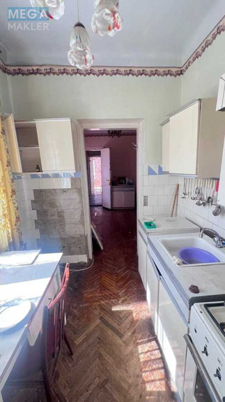 Продаж дома, 2 поверху, 200 кв.м, 5 кімнат, ділянка 6 соток, <a class="location-link" href="/stryj/" title="Недвижимость Стрий">Стрий</a>, Вітовського (изображение 11)