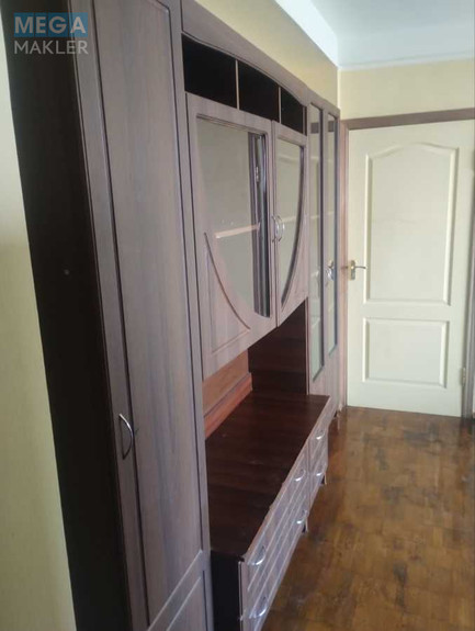Оренда 2 кімнатної квартири, <a class="location-link" href="/kiev/" title="Недвижимость Київ">Київ</a>, <a class="location-link" href="/kiev/pecherskij/" title="Недвижимость Печерський район">Печерський р-н</a>, Євгена Коновальця вул., 35 (изображение 2)