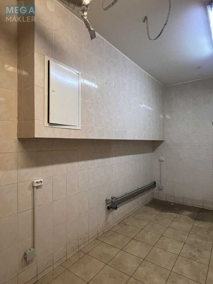 Продаж окремої будівлі/побудови, 237 кв.м, <a class="location-link" href="/kiev/" title="Недвижимость Київ">Київ</a>, <a class="location-link" href="/kiev/darnickij/" title="Недвижимость Дарницький район">Дарницький р-н</a>, Здолбуновская ул., 3г (изображение 6)
