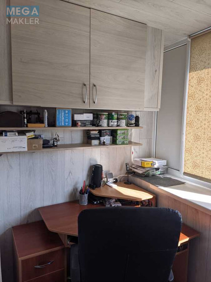 Продаж 3 кімнатної квартири (57/39/6), 7 пов. 9 пов. будинку, <a class="location-link" href="/kiev/" title="Недвижимость Київ">Київ</a>, <a class="location-link" href="/kiev/svyatoshinskij/" title="Недвижимость Святошинський район">Святошинський р-н</a>, Миколи Руденка бульв., 19 (изображение 5)