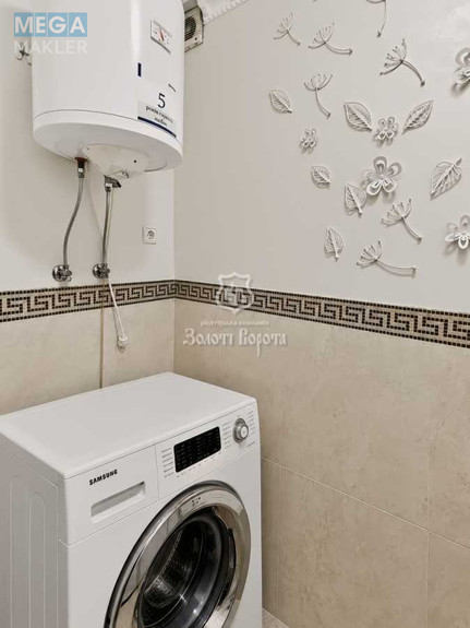 Продаж 3 кімнатної квартири (136/66/22), 7 пов. 9 пов. будинку, <a class="location-link" href="/kiev/" title="Недвижимость Київ">Київ</a>, <a class="location-link" href="/kiev/podolskij/" title="Недвижимость Подільський район">Подільський р-н</a>, Вишгородська вул., 45/2 (изображение 17)