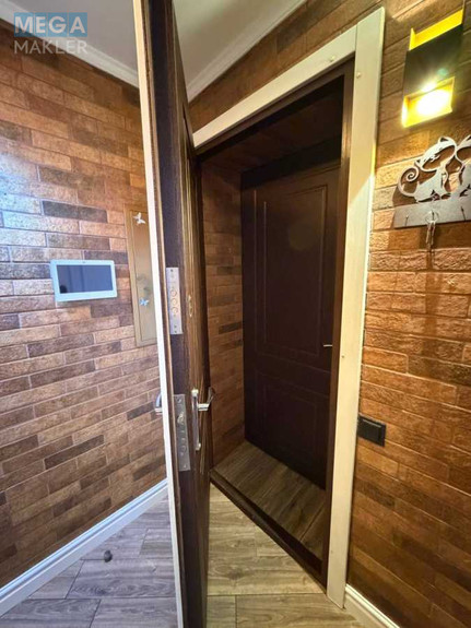 Продаж окремої будівлі/побудови, 45 кв.м, <a class="location-link" href="/kiev/" title="Недвижимость Київ">Київ</a>, <a class="location-link" href="/kiev/shevchenkovskij/" title="Недвижимость Шевченківський район">Шевченківський р-н</a>, Деревлянська вул., 19Б (изображение 5)