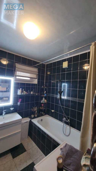 Продаж дома, 2 поверху, 194 кв.м, 5 кімнат, ділянка 8 соток, <a class="location-link" href="/vinnitsa/" title="Недвижимость Вінниця">Вінниця</a>, <a class="location-link" href="/vinnitsa/starogorodskij/" title="Недвижимость Старогородський район">Старогородський р-н</a>, Якова Шепеля, 66 (изображение 18)
