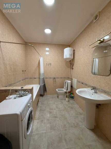Оренда 3 кімнатної квартири, <a class="location-link" href="/kiev/" title="Недвижимость Київ">Київ</a>, <a class="location-link" href="/kiev/pecherskij/" title="Недвижимость Печерський район">Печерський р-н</a>, Михаила Бойчука ул., 9/12 (изображение 10)