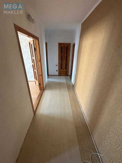 Продаж 3 кімнатної квартири (65/?/?), 8 пов. 9 пов. будинку, <a class="location-link" href="/rovno/" title="Недвижимость Рівне">Рівне</a>, Млинівська, 33 (изображение 3)