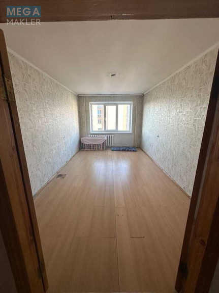 Продаж 3 кімнатної квартири (65/?/?), 8 пов. 9 пов. будинку, <a class="location-link" href="/rovno/" title="Недвижимость Рівне">Рівне</a>, Млинівська, 33 (изображение 4)