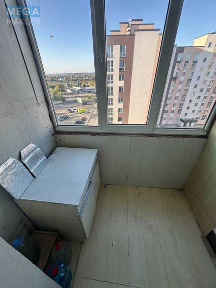 Продаж 3 кімнатної квартири (65/?/?), 8 пов. 9 пов. будинку, <a class="location-link" href="/rovno/" title="Недвижимость Рівне">Рівне</a>, Млинівська, 33 (изображение 8)