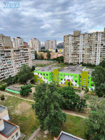 Оренда 2 кімнатної квартири, <a class="location-link" href="/kiev/" title="Недвижимость Київ">Київ</a>, <a class="location-link" href="/kiev/darnickij/" title="Недвижимость Дарницький район">Дарницький р-н</a>, Ларисы Руденко ул., 13 (изображение 12)