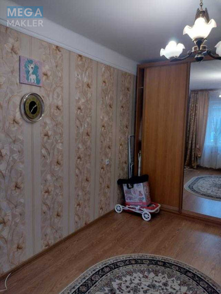 Продаж 3 кімнатної квартири (65/45/7), 1 пов. 5 пов. будинку, <a class="location-link" href="/kiev/" title="Недвижимость Київ">Київ</a>, <a class="location-link" href="/kiev/podolskij/" title="Недвижимость Подільський район">Подільський р-н</a>, Тираспольская ул., 43А (изображение 10)
