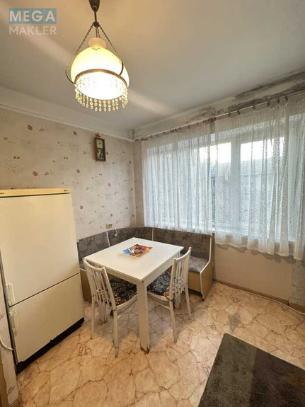 Оренда 3 кімнатної квартири, <a class="location-link" href="/kiev/" title="Недвижимость Київ">Київ</a>, <a class="location-link" href="/kiev/shevchenkovskij/" title="Недвижимость Шевченківський район">Шевченківський р-н</a>, Игоря Турчина ул., 11а (изображение 6)
