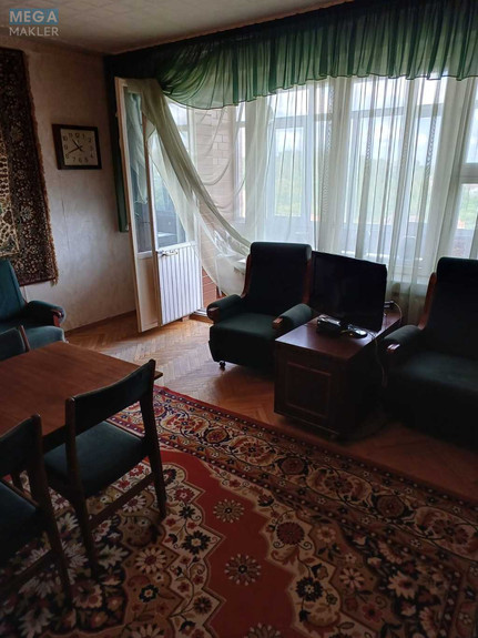 Продаж 3 кімнатної квартири (95,3/?/9,9), 8 пов. 20 пов. будинку, <a class="location-link" href="/kiev/" title="Недвижимость Київ">Київ</a>, <a class="location-link" href="/kiev/pecherskij/" title="Недвижимость Печерський район">Печерський р-н</a>, Старонаводницкая ул., 8а (изображение 4)