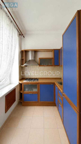 Продаж 2 кімнатної квартири (62/?/8), 5 пов. 5 пов. будинку, <a class="location-link" href="/kiev/" title="Недвижимость Київ">Київ</a>, <a class="location-link" href="/kiev/pecherskij/" title="Недвижимость Печерський район">Печерський р-н</a>, Чигоріна вул., 55 (изображение 4)