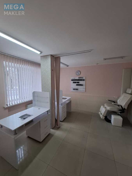 Продаж окремої будівлі/побудови, 67 кв.м, <a class="location-link" href="/chernigov/" title="Недвижимость Чернігів">Чернігів</a>, <a class="location-link" href="/chernigov/desnyanskij/" title="Недвижимость Деснянський район">Деснянський р-н</a>, Тарнавського, 12 (изображение 4)