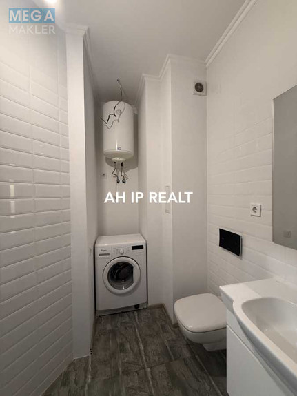 Продаж 2 кімнатної квартири (83/45/15), 15 пов. 18 пов. будинку, <a class="location-link" href="/kiev/" title="Недвижимость Київ">Київ</a>, <a class="location-link" href="/kiev/pecherskij/" title="Недвижимость Печерський район">Печерський р-н</a>, Євгена Коновальця вул., 36в (изображение 15)