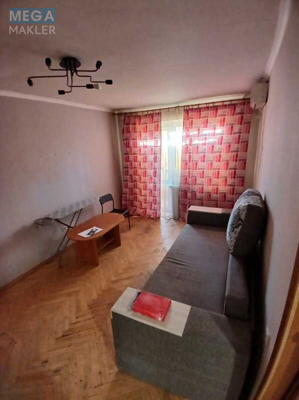 Продаж 1 кімнатної квартири (30/17/6), 3 пов. 5 пов. будинку, <a class="location-link" href="/kiev/" title="Недвижимость Київ">Київ</a>, <a class="location-link" href="/kiev/dneprovskij/" title="Недвижимость Дніпровський район">Дніпровський р-н</a>, Праці бульв., 2 (изображение 2)