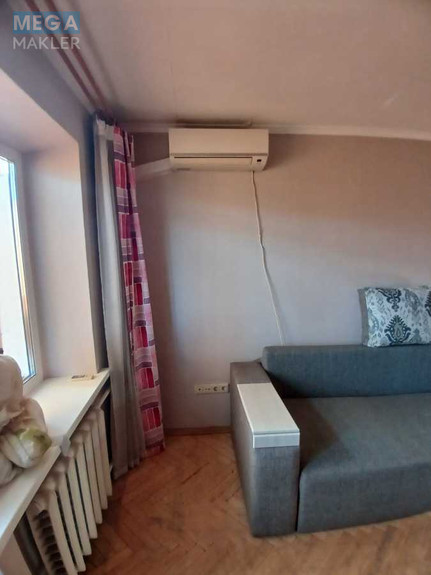 Продаж 1 кімнатної квартири (30/17/6), 3 пов. 5 пов. будинку, <a class="location-link" href="/kiev/" title="Недвижимость Київ">Київ</a>, <a class="location-link" href="/kiev/dneprovskij/" title="Недвижимость Дніпровський район">Дніпровський р-н</a>, Праці бульв., 2 (изображение 5)