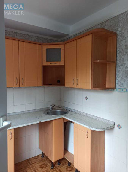 Продаж 1 кімнатної квартири (31,6/15/8), 5 пов. 5 пов. будинку, <a class="location-link" href="/kiev/" title="Недвижимость Київ">Київ</a>, <a class="location-link" href="/kiev/solomenskij/" title="Недвижимость Солом'янський район">Солом'янський р-н</a>, Тополева вул., 6 (изображение 15)